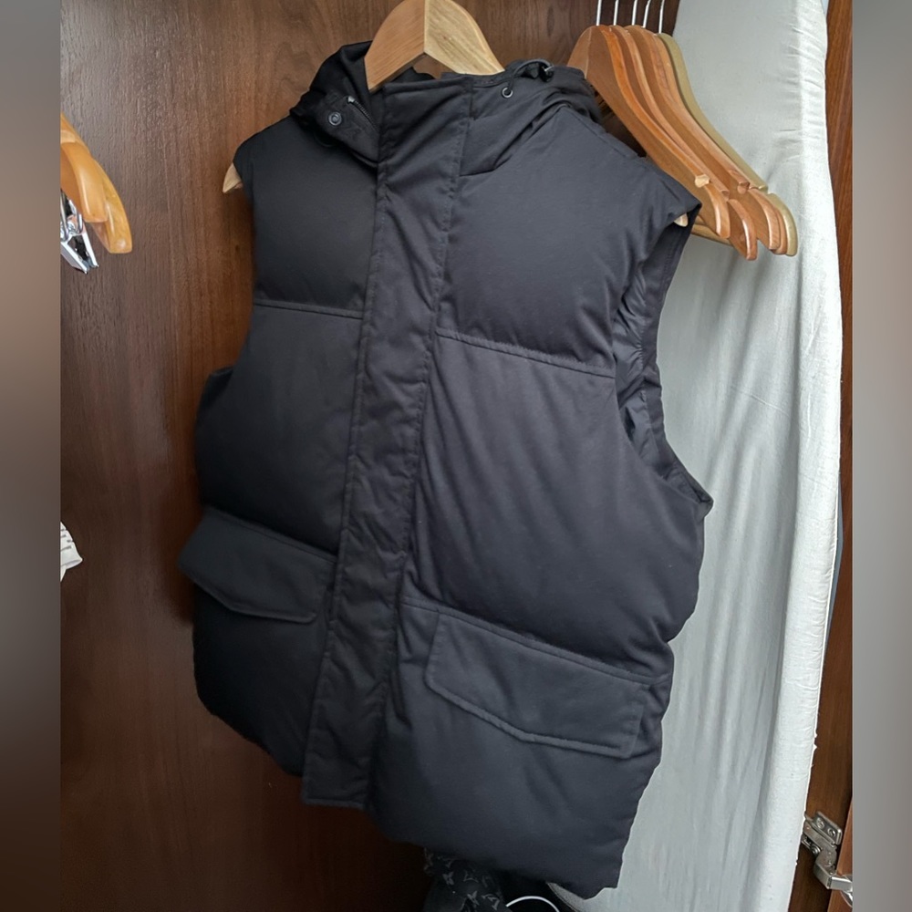 Zara Padded Gilet Jacket with hood in excellent condition